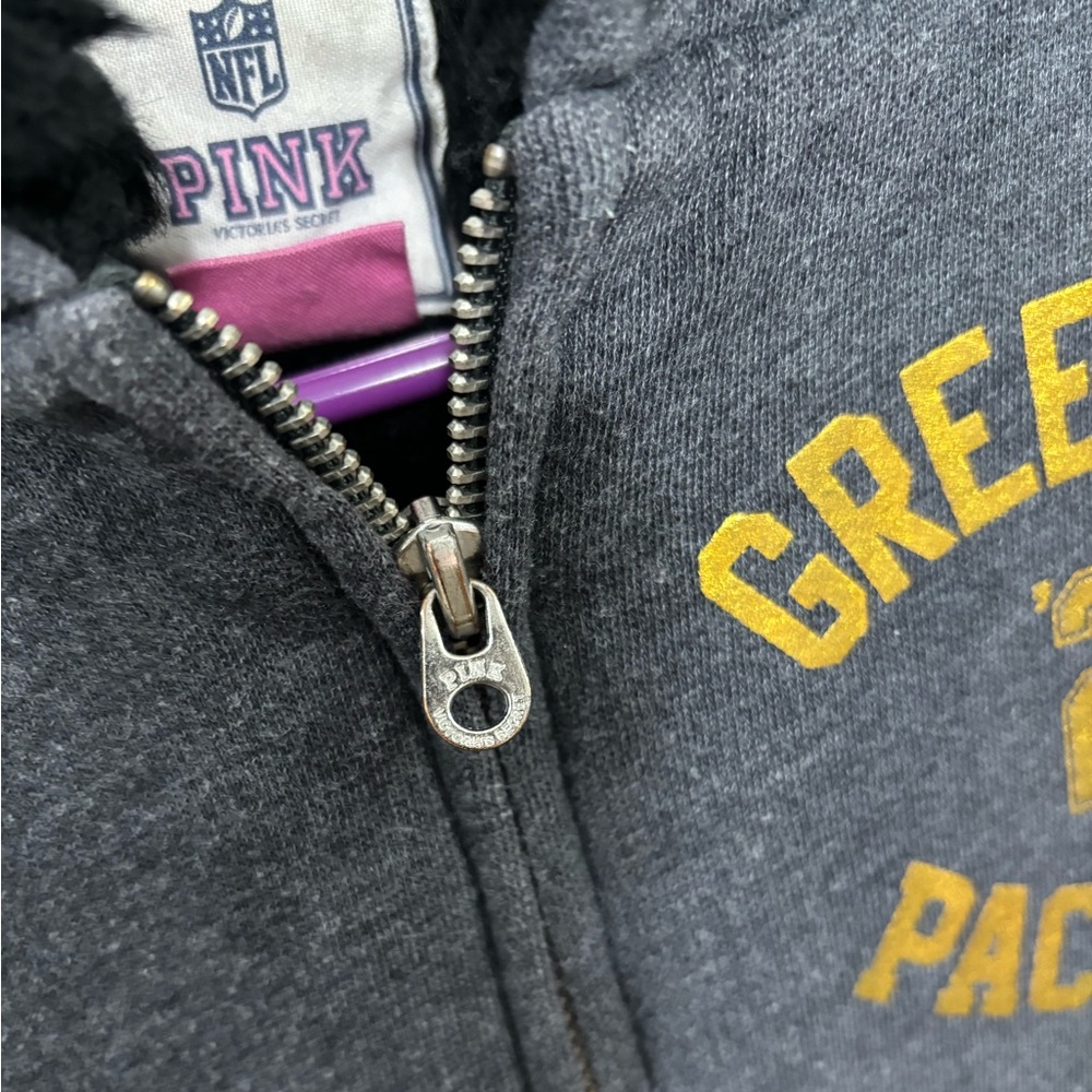 PINK Victoria’s Secret Green Bay packers faux fur lined bling hoodie - Picture 15 of 15